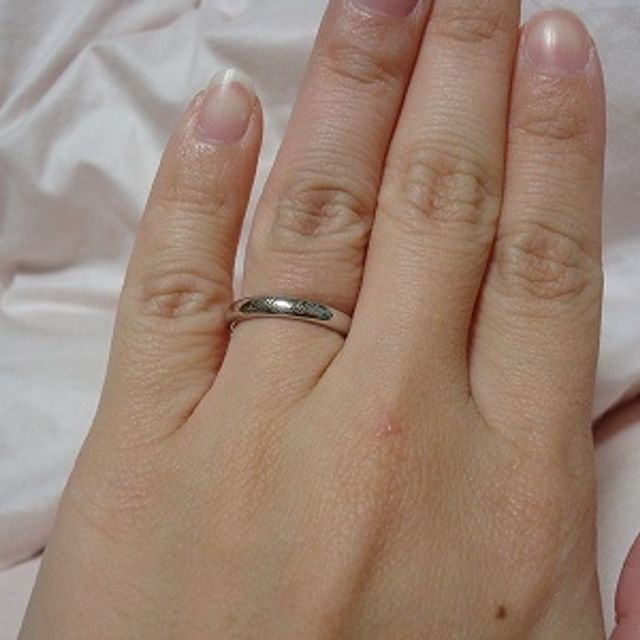 【ティファニー(Tiffany & Co.)の口コミ】 今回は旦那さんの要望を取り入れました。
婚約指輪が派手なものを選んだの…