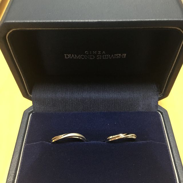 【銀座ダイヤモンドシライシの口コミ】 価格が安かったので選びやすかったです。デザインは少しねじりが入ってい…