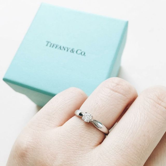 【ティファニー(Tiffany & Co.)の口コミ】 大人っぽく上質で上品な、デザインを探していました。シンプルなダイヤモ…
