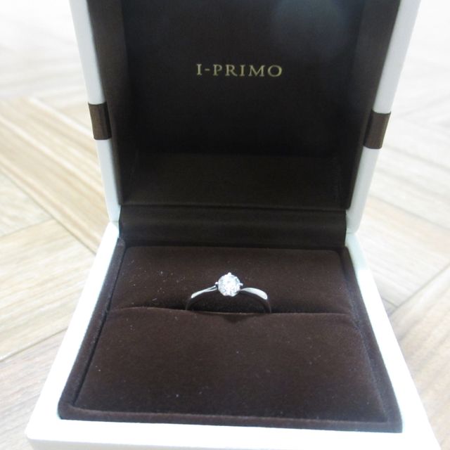 【アイプリモ(I-PRIMO)の口コミ】 シンプルで重ね付けをしてきれいに見える物を探していました。見た目はシ…