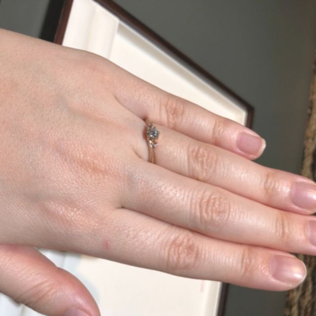 【杢目金屋(もくめがねや)の口コミ】 デザインの形としてはシンプルなものが多く上品な印象でした。その中でも…