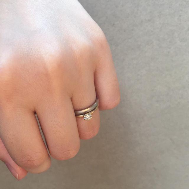 【shihara(シハラ)の口コミ】 以前から婚約指輪はこれと決めていたので、嬉しかったです。実物もとても…