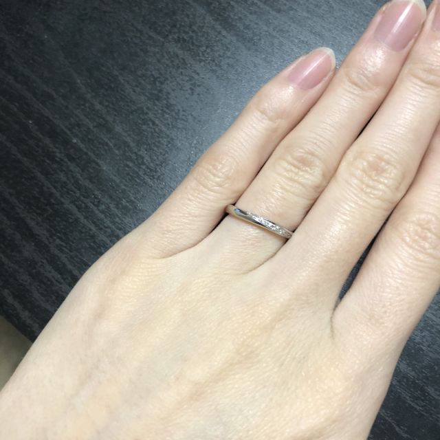 【銀座ダイヤモンドシライシの口コミ】 お互いシンプルなデザインが好きで、雑誌で見てからすっかり虜に‥！！
他…
