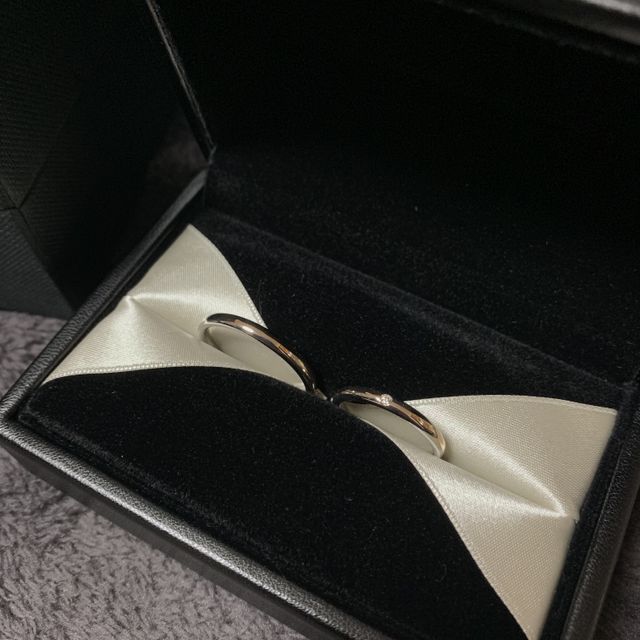 【エクセルコダイヤモンド(EXELCO DIAMOND)の口コミ】 プラチナとゴールドの2色使いがとても自然で気に入りました。
とても肌馴…