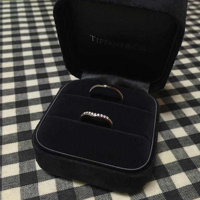 【ティファニー(Tiffany & Co.)の口コミ】 色々な店舗を何度も巡り、悩みに悩んだ結果ティファニーのカーブドバント…