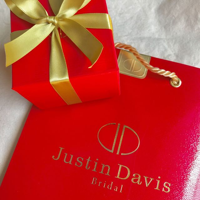 【Justin Davis Bridal(ジャスティンデイビスブライダル)の口コミ】 ゴツくて可愛く、ペア感や結婚指輪ぽさよりも、私達らしいものを選びまし…