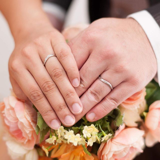 【ケイウノ ブライダル(K.UNO BRIDAL)の口コミ】 元々ディズニーが好きだったのでケイウノにするのは決めていました。
雑誌…