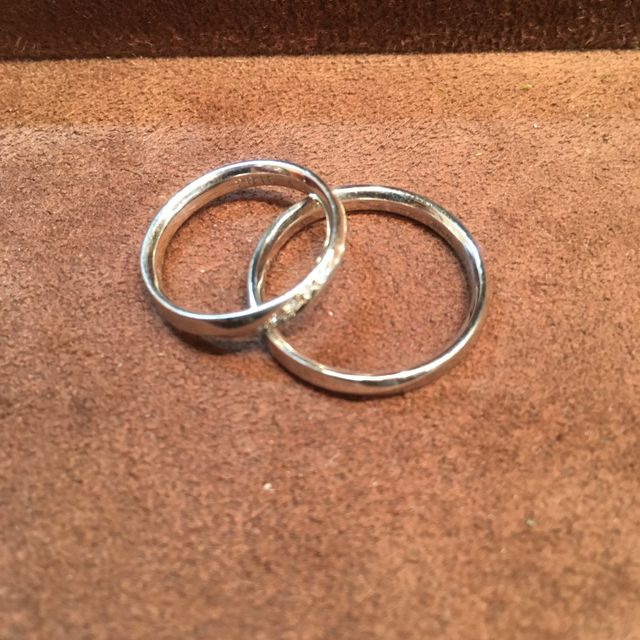 【TANZO.(鍛造指輪)の口コミ】 鍛造製法なので耐久性に優れており、何年使っても安心できる所
毎年メンテ…