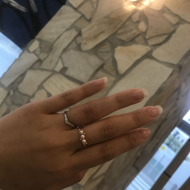 【アネリディギンザ(ANELLI DI GINZA)の口コミ】 デザインはとても洗練されていて美しかったです。指に対してなじむので、…