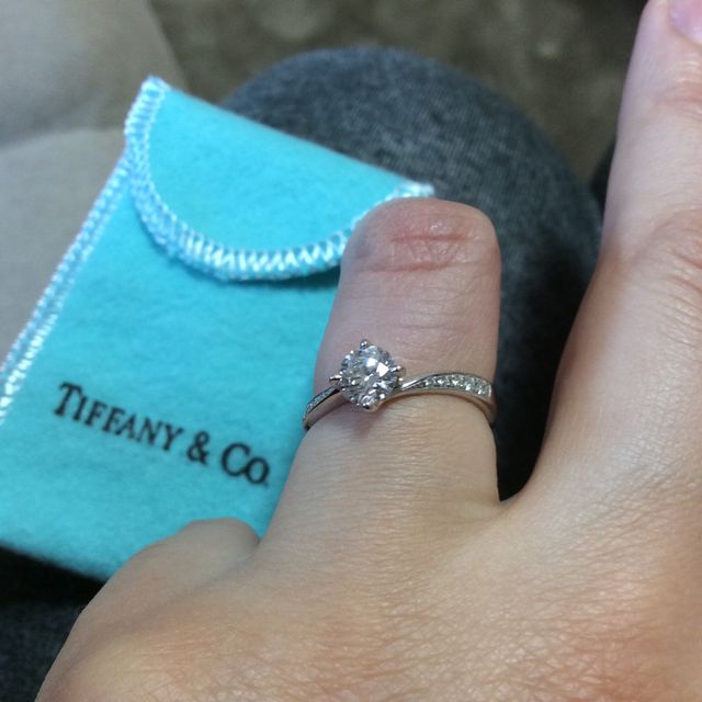 【ティファニー(Tiffany & Co.)の口コミ】 ティファニーというブランドがまずは普段買わないので、ずっと前に決めて…