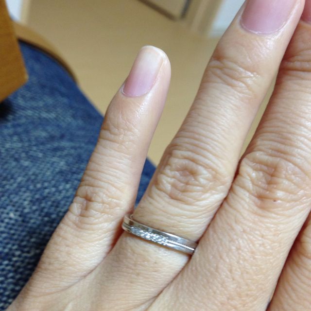 【L'or(ロル)の口コミ】 まず、店員さんの良さ。
プラチナで、デザインがかわいくシンプルで男性用…