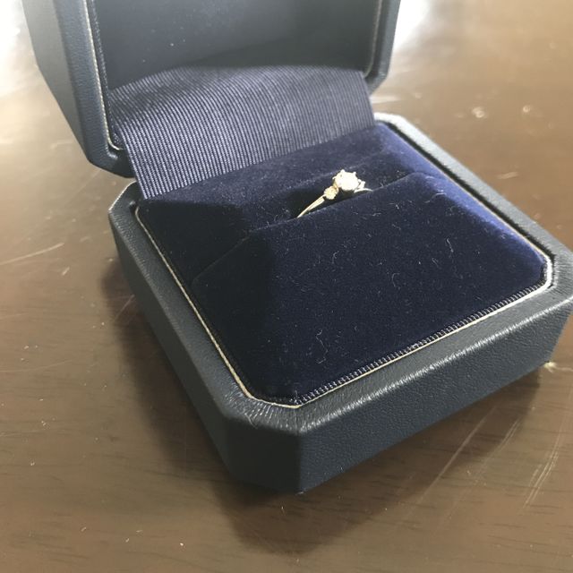 【銀座ダイヤモンドシライシの口コミ】 彼女に選んだ初めての指輪だったので、色々悩ましいところもあったのです…