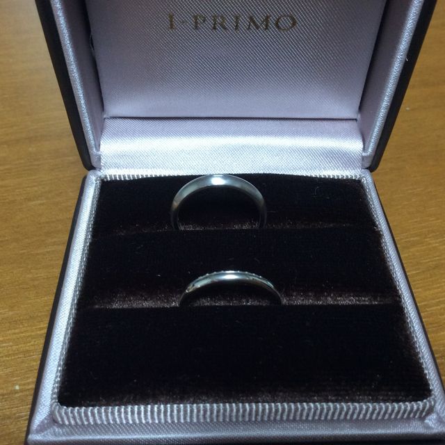 【アイプリモ(I-PRIMO)の口コミ】 シンプルな結婚指輪を探していました。あまりこだわりがない為、まず彼女…