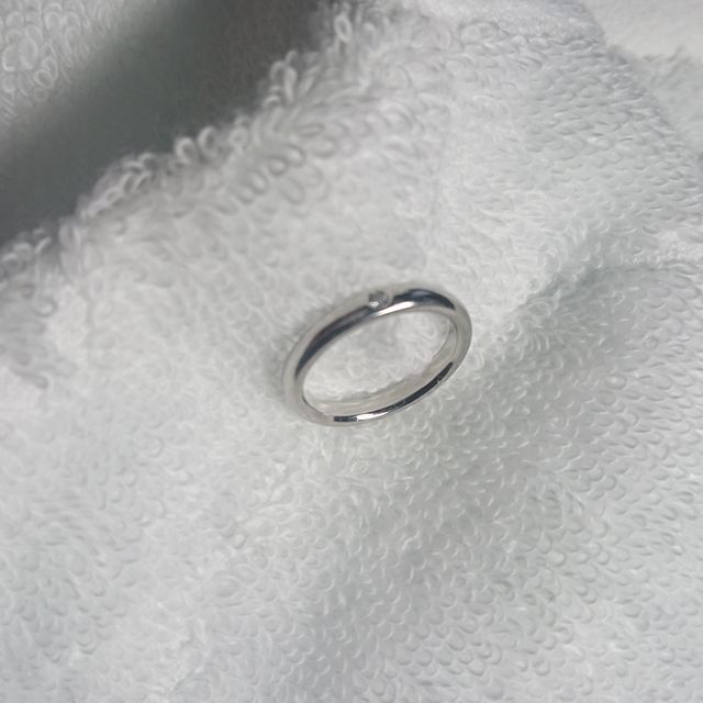 【ティファニー(Tiffany & Co.)の口コミ】 結婚指輪は婚約指輪と一緒に着けたいという希望があったので、婚約指輪と…