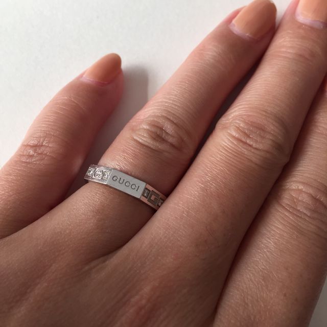 【グッチ(GUCCI)の口コミ】 結婚指輪を探していた時、友人が勤めているエルサカエさんに行きました。…