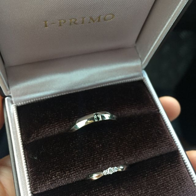 【アイプリモ(I-PRIMO)の口コミ】 サウリアのセットは私たちにぴったりの指輪でした。
わたしは手が小さくて…