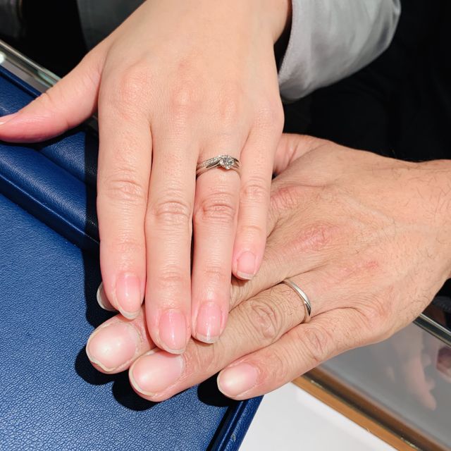 【銀座ダイヤモンドシライシの口コミ】 婚約指輪は一目惚れしました！結婚指輪は婚約指輪に一番合うものを選んで…