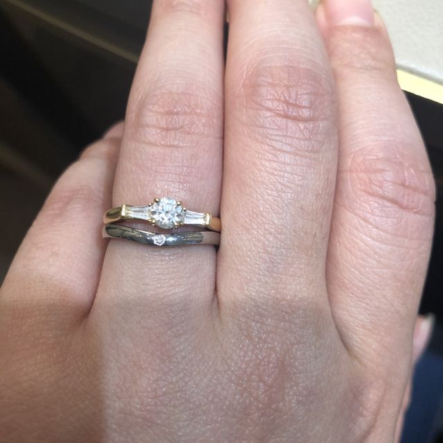 【カルティエ(Cartier)の口コミ】 さすがカルティエ。といった感じでデザインはシンプルかつ上品。カルティ…