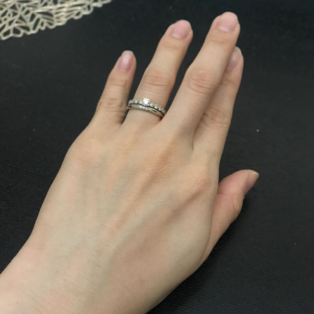 【BRIDGE(ブリッジ)の口コミ】 付け心地とシンプルかつ上品なデザインが決め手でした！！
いつも身につけ…