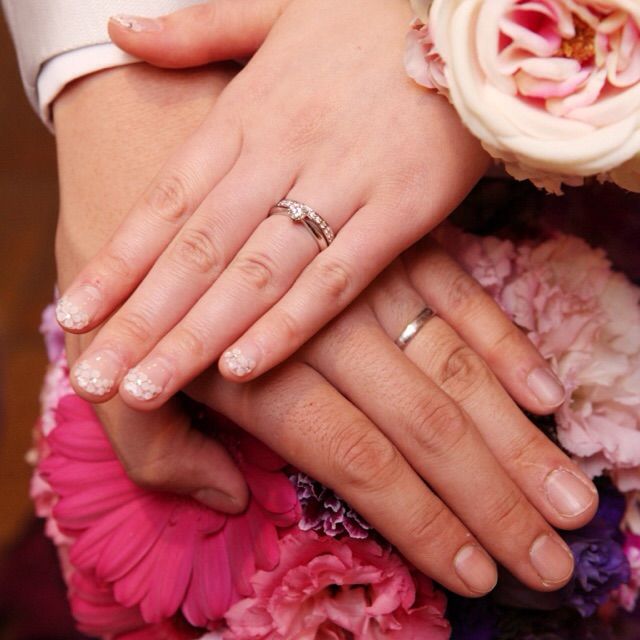 【Curren(カレン)の口コミ】 結婚指輪をハーフエタニティにして重ねづけしたかったので、婚約指輪はデ…