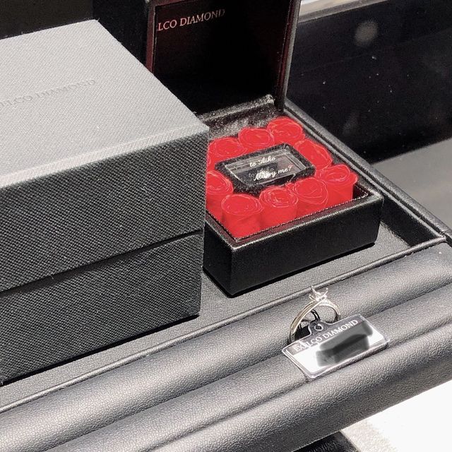 【エクセルコダイヤモンド(EXELCO DIAMOND)の口コミ】 サプライズでプロポーズしたかったので、1月にプロポーズ用ローズボックス…