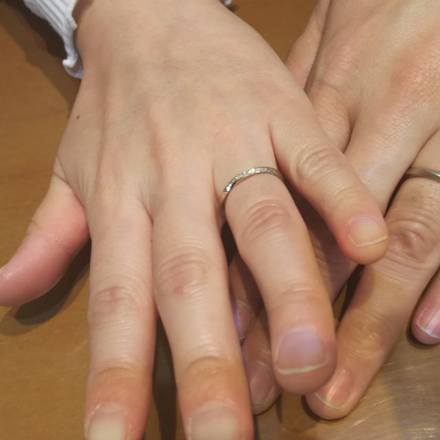 【OCTAVE(オクターヴ)の口コミ】 この指輪に決めた決めてとしては、お店の商品を時間を掛けて沢山試着させ…