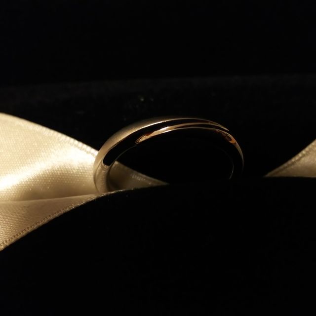 【エクセルコダイヤモンド(EXELCO DIAMOND)の口コミ】 素材のこだわりはなく、価格も高くなければいいという考えでした。できれ…