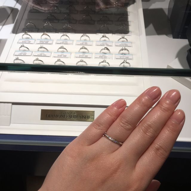 【銀座ダイヤモンドシライシの口コミ】 セットリングで揃えたかったのですが、色々と見ているとこれもあれも良い…