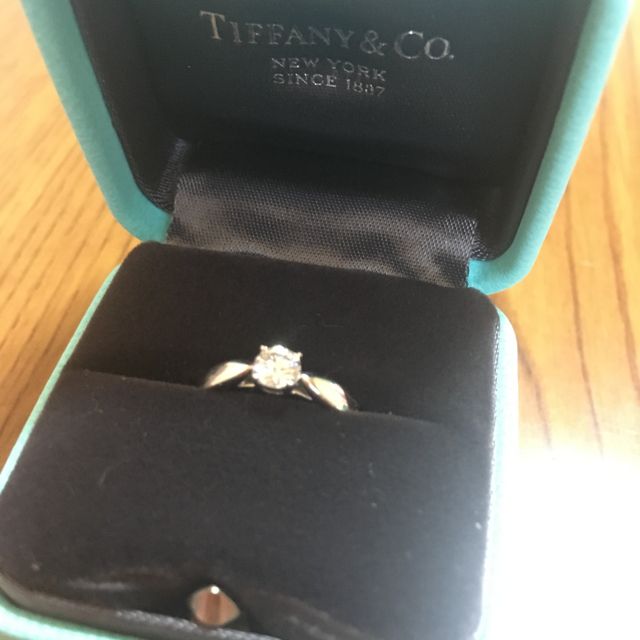 【ティファニー(Tiffany & Co.)の口コミ】 デザインとブランドです。他も見ましたが、とても可愛くて気に入りました…