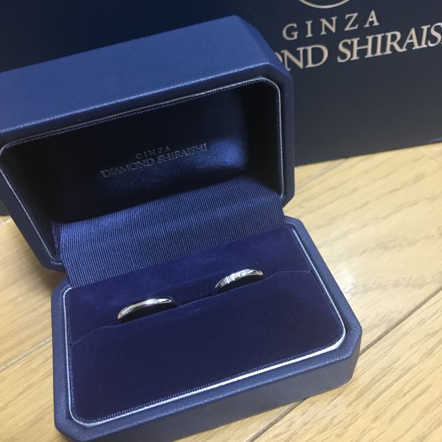 【銀座ダイヤモンドシライシの口コミ】 自分の好みのデザインでとてもかわいく、たくさんの指輪の中から接客して…