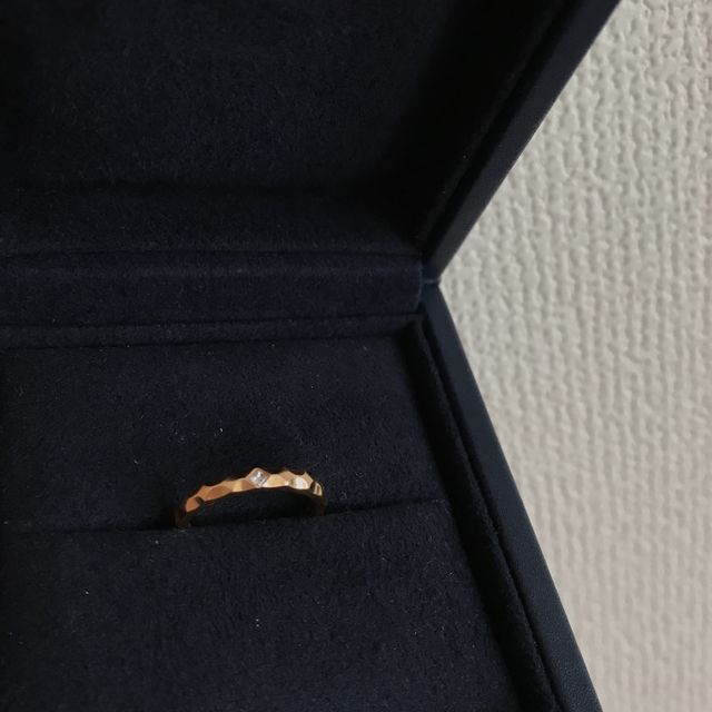 【ルイ・ヴィトン(LOUIS VUITTON)の口コミ】 シンプルなデザインでなく、少しデザインがあるものを探していました。
実…