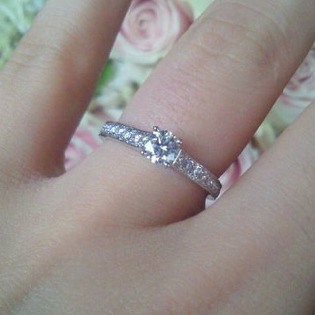 【カルティエ(Cartier)の口コミ】 私が昔から好きな指輪だったのです。
元々は婚約指輪などで選ばれる指輪ら…