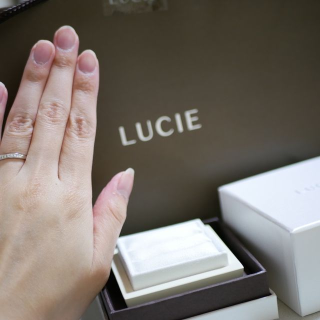 【LUCIE(ルシエ)の口コミ】 もともと、LUCIEではなく俄の指輪が良くて探しに行きました。隣にあったLU…
