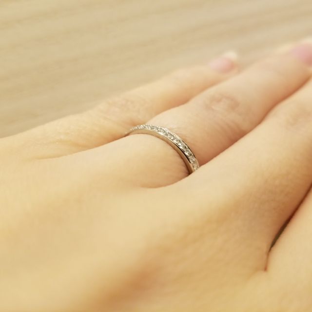 【アイプリモ(I-PRIMO)の口コミ】 一石タイプのものは憧れもありましたが、日頃身に付けやすいエタニティリ…