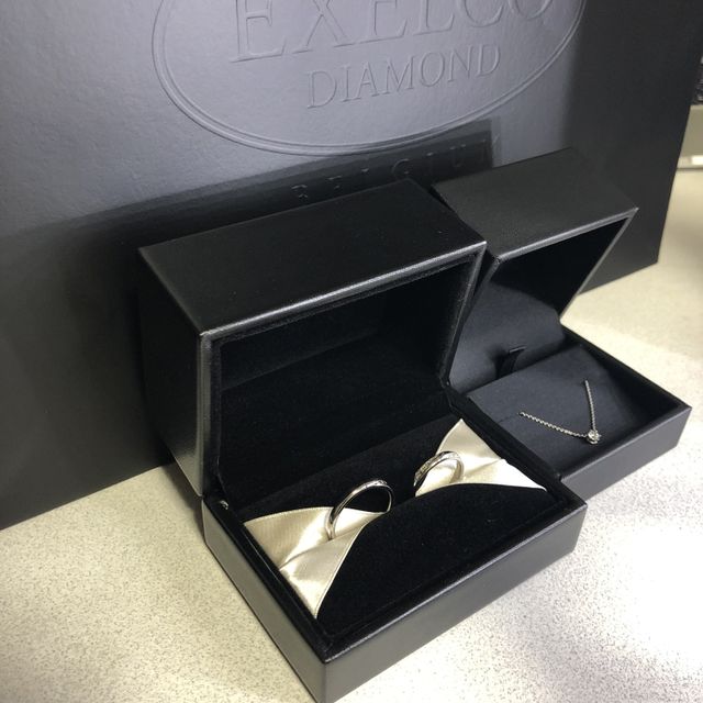 【エクセルコダイヤモンド(EXELCO DIAMOND)の口コミ】 指輪の名称。形の可愛さ。仕事へのつけやすさ。
ふたりの思い出の言葉が指…