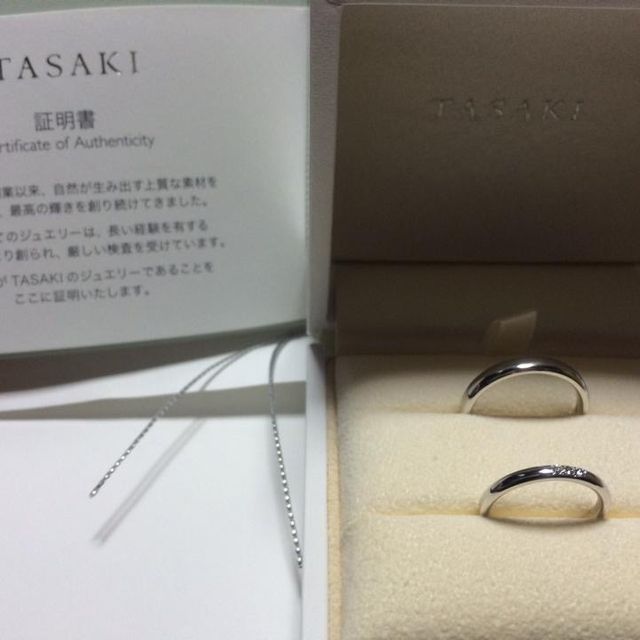 【TASAKI(タサキ)の口コミ】 男性にも女性にも合うデザインでとてもシンプルなのが気にいっています。…