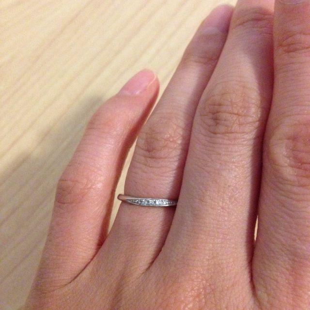 【LUCIE(ルシエ)の口コミ】 長年ずっとつけるものですので、シンプルで飽きのこないデザインを探して…