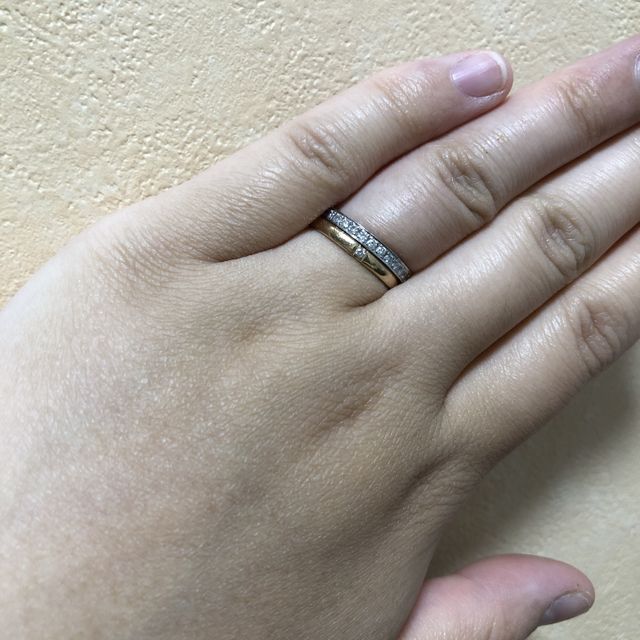 【SCARABE(スカラベ)の口コミ】 結婚指輪に合わせると可愛いですよと店員さんが見せてくださったのがきっ…