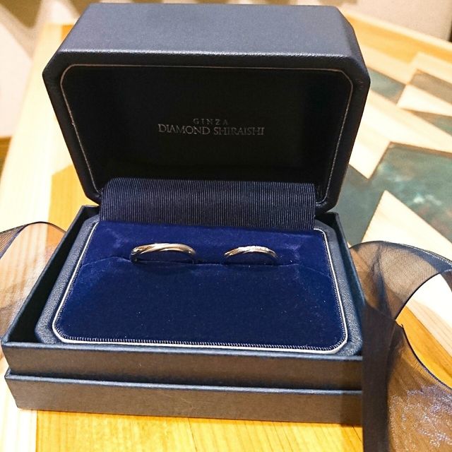 【銀座ダイヤモンドシライシの口コミ】 デザインが多かったので2人で気にいったものをじっくり選びました。価格も…