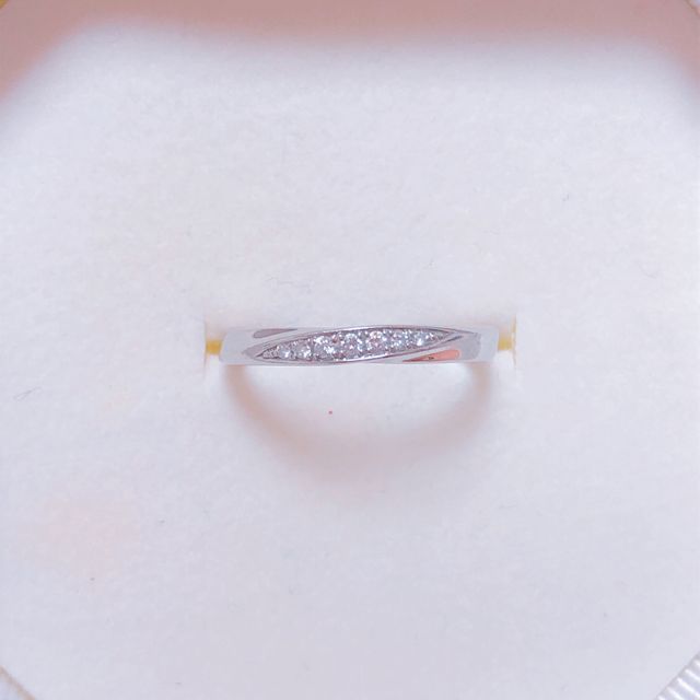 【4℃ BRIDAL(ヨンドシーブライダル)の口コミ】 初めて行った時に一目惚れでした。いろんな種類のものを試して見てどれも…