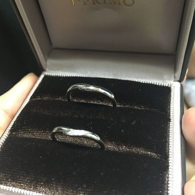 【アイプリモ(I-PRIMO)の口コミ】 やわらかなイメージの指輪を探していました。
あらかじめネットでいろんな…