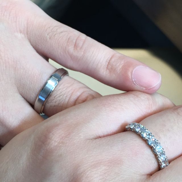 【I's stone(アイズストーン)の口コミ】 ハーフエタニティのダイヤの留め方が他のお店で見たのより素敵でした。ト…