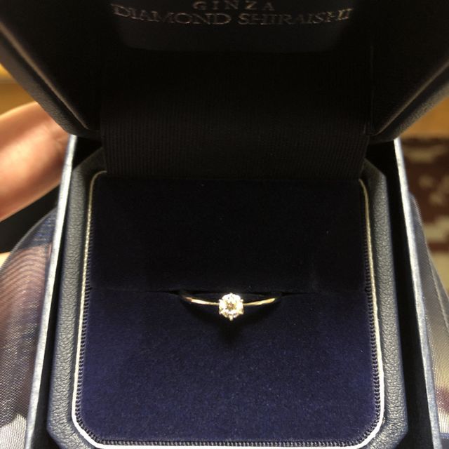 【銀座ダイヤモンドシライシの口コミ】 四月の誕生石がダイヤモンドということで、ダイヤモンド自体の値段がお手…