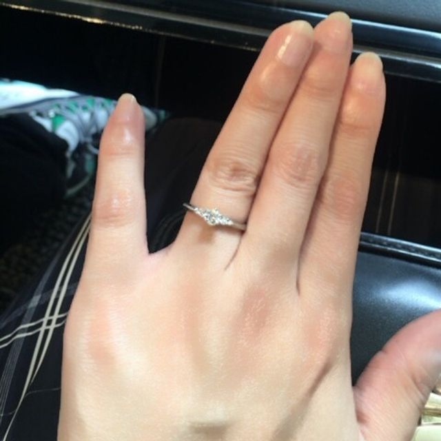 【エクセルコダイヤモンド(EXELCO DIAMOND)の口コミ】 デザインの種類がかなり多く、何種類かの好みのデザインを持ってきて頂い…