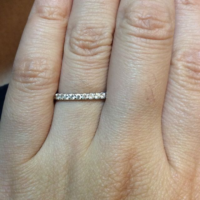 【STAR JEWELRY(スタージュエリー)の口コミ】 最初に買った結婚指輪が太ったためキツくなって買い換えました。年齢的に…