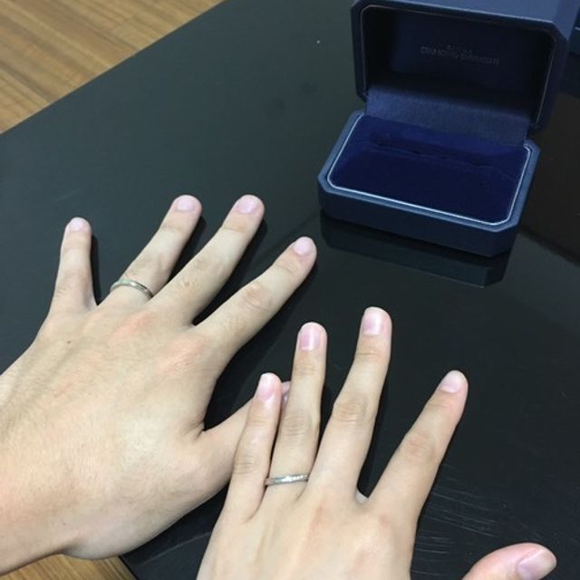 【銀座ダイヤモンドシライシの口コミ】 デザインに特にこだわりがあったわけではなかったのですが、彼女が選んだ…