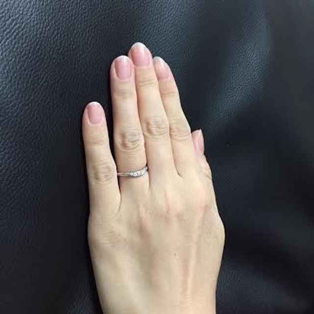 【ラザール ダイヤモンド(LAZARE DIAMOND)の口コミ】 元々、結婚指輪を購入するにあたり本命のお店は別にあったのですが、ダイ…
