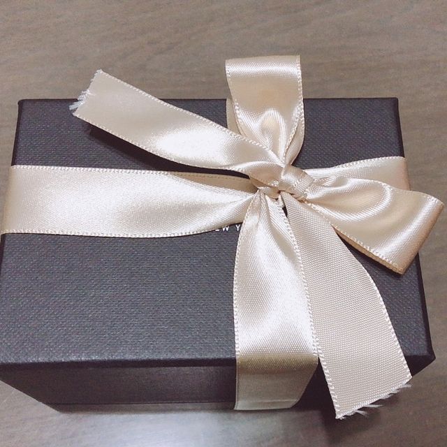 【ラザール ダイヤモンド(LAZARE DIAMOND)の口コミ】 様々なデザインがあるなか、自分の好みや指に似合った形を担当の方が選定…