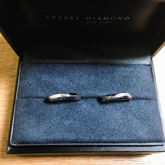 【ラザール ダイヤモンド(LAZARE DIAMOND)の口コミ】 将来歳を重ねてもつけられるデザインを選びました。シンプルですがダイヤ…