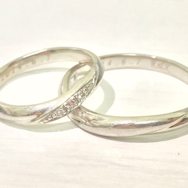 【アイプリモ(I-PRIMO)の口コミ】 結婚指輪は毎日つけたかったので、飽きがこないデザインが良いと思ってい…